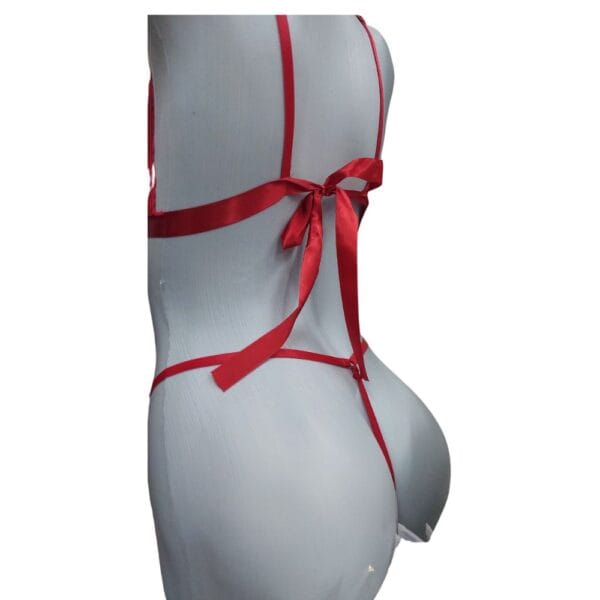 CONJUNTO DE LINGERIE EM RENDA COM CINTA LIGA E DETALHE DE CORAÇÃO ANITTA - Imagem 3